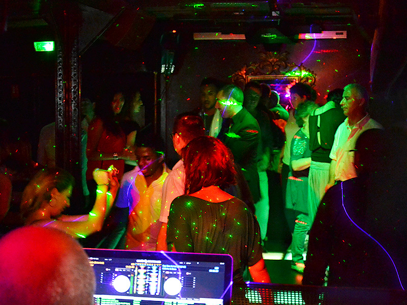 Galerie photos et vidéos des meilleures soirées clubbing
